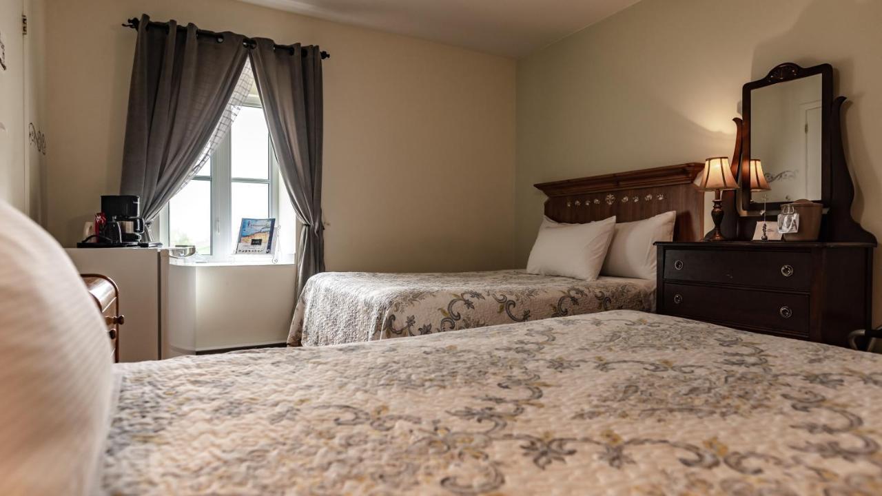 Akamaraska Hotel 4*